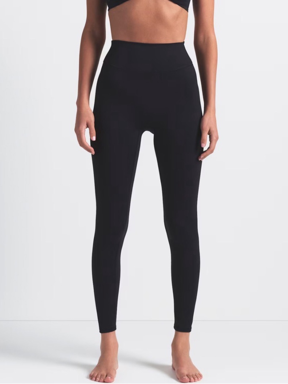 NikeSkims Matte High-Waisted Leggings